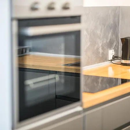 아파트 Old School