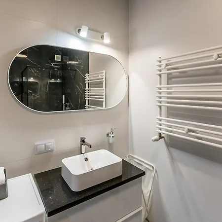 아파트 Old School 볼레스와비에츠