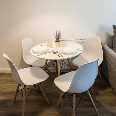 Old School 아파트 볼레스와비에츠