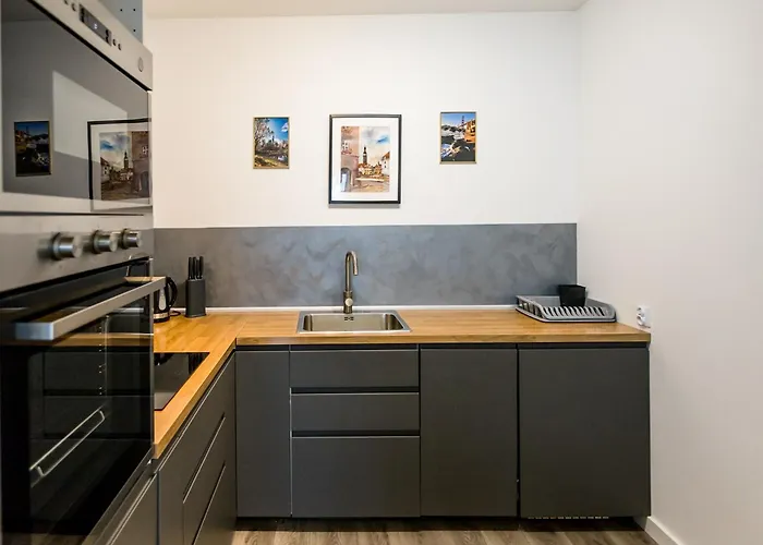 Old School בולסלאביש